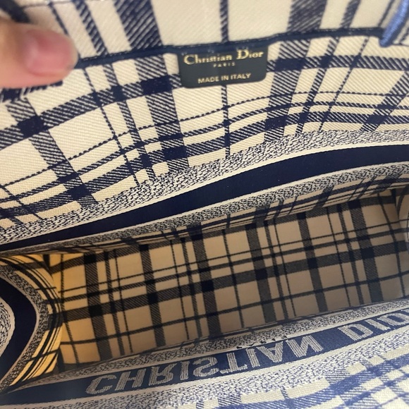 Dior Book Tote Large - Picture 4 of 14